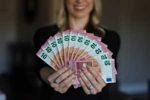 money lender